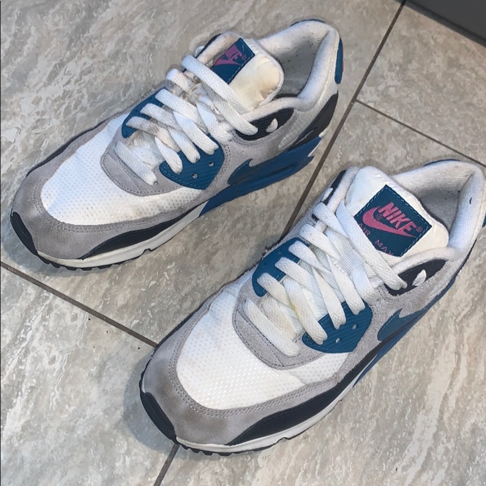 Nike air max sneakers